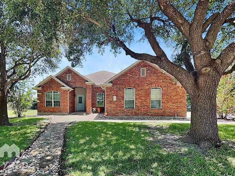 2809 Winding Shore Ln — Photo 1
