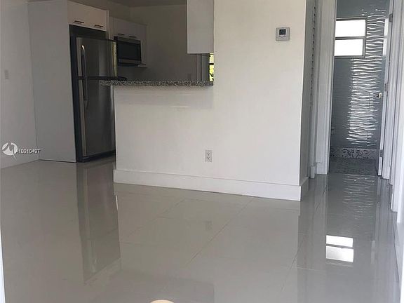 4th image of 15001 NE 14th Ave #15001