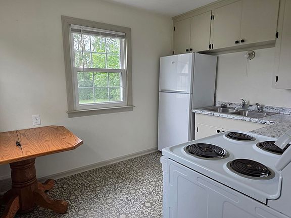2nd image of 603 Chestnut St