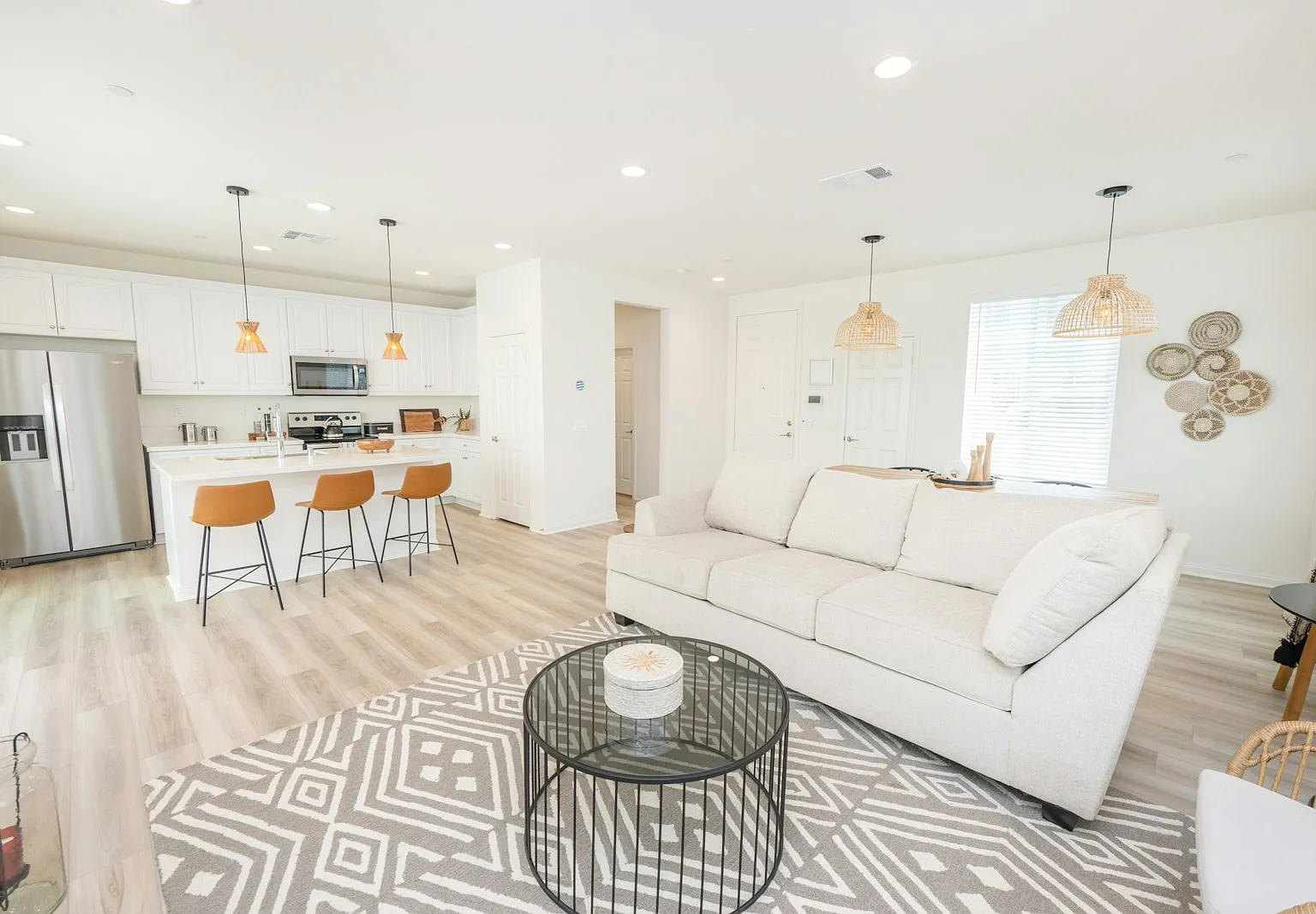2615 Babaco Street — Photo 4
