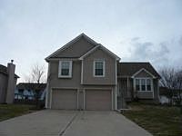 1st image of 642 SE Joel Ave