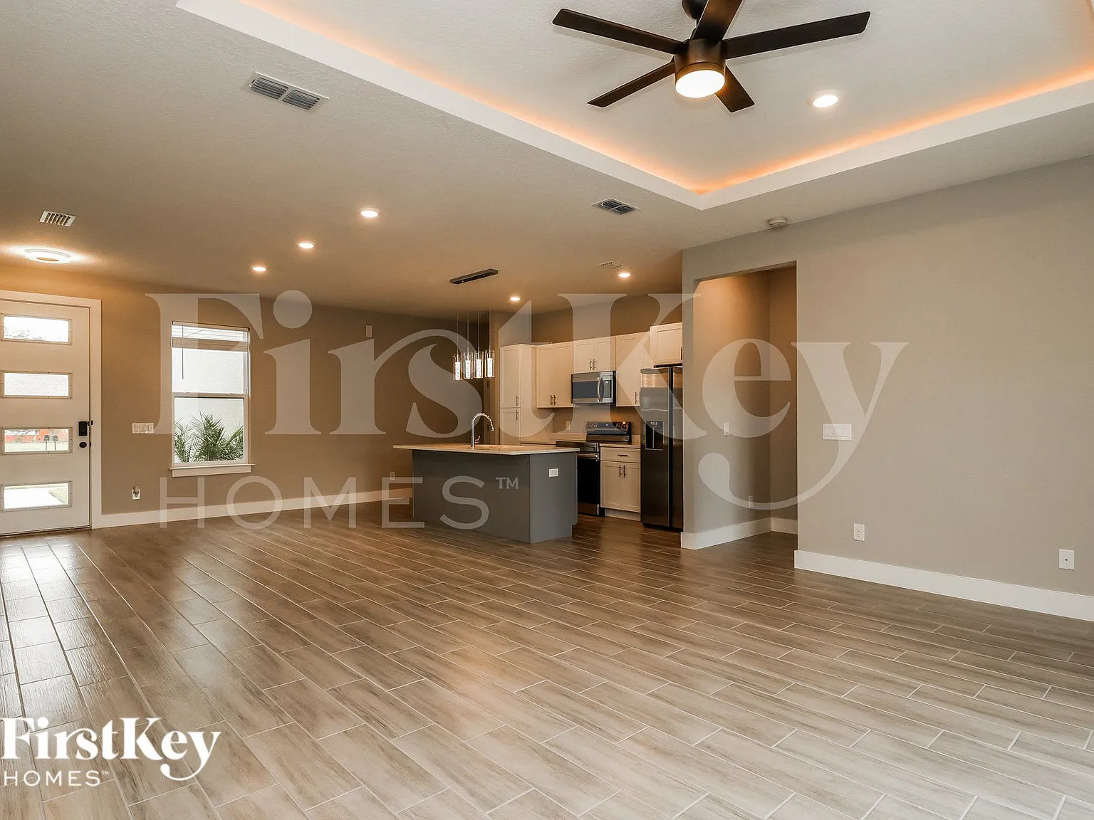 4 bed, 2.0 bath, 1670 sqft, $2,060 — Photo 4