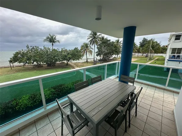Ne206 El Charlie #Ne206, Loiza, PR 00772