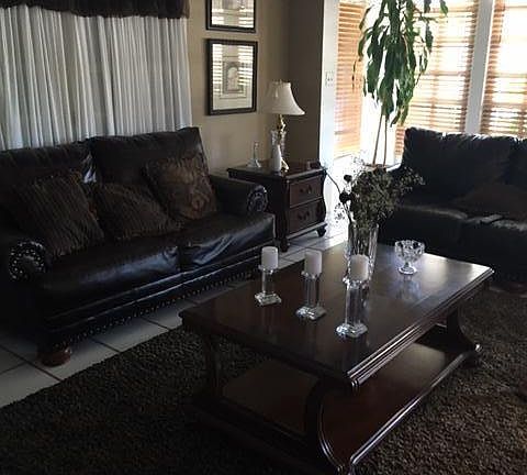 2nd image of 528 E Placita Melody