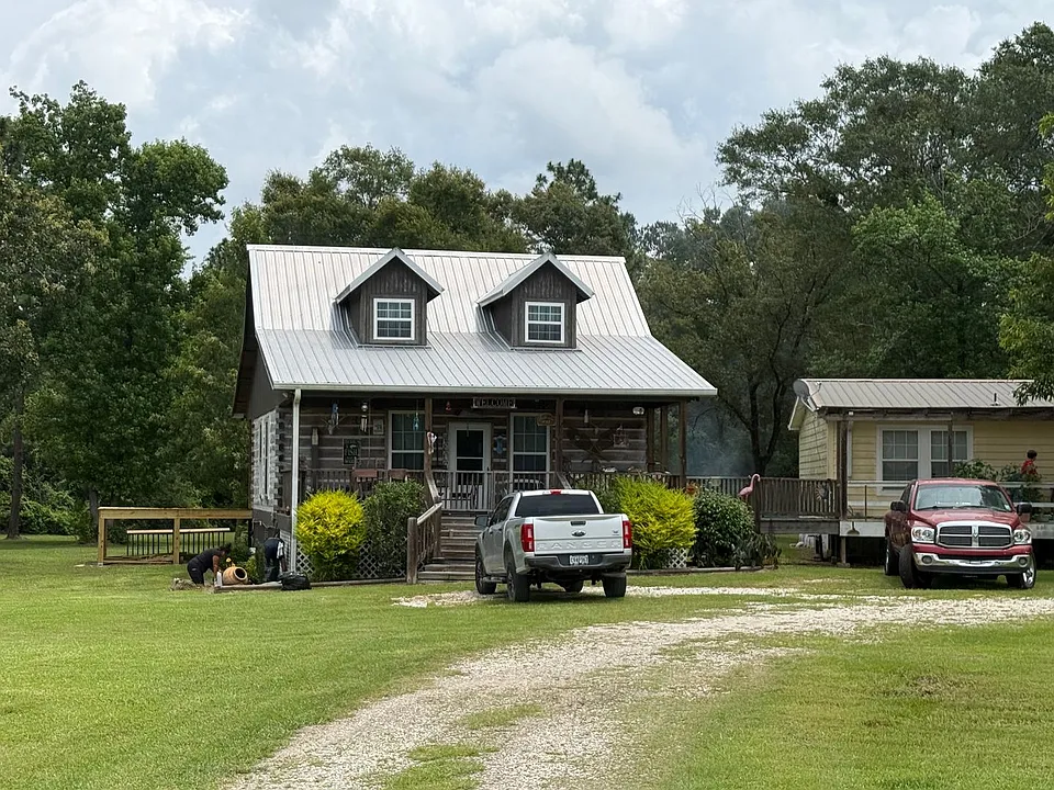 4587 Highway 171