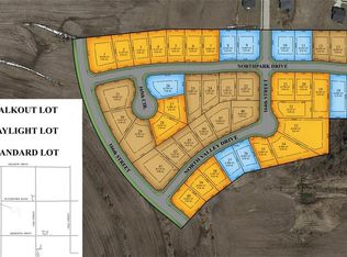 16404 Northpark Dr, Urbandale, IA 50323