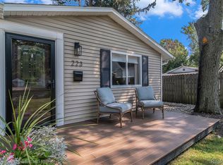 223 Franklin St, Milford, MI