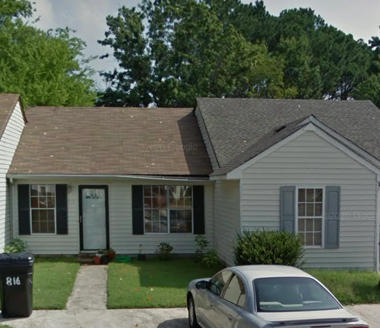2 bed, 836 sqft, $1,800 — Photo 1