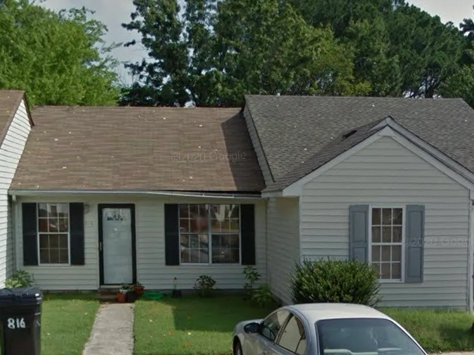 816 Dora Ct