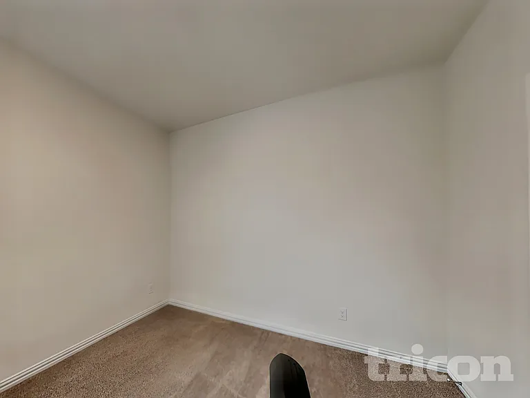 2401 Lalun Ln — Photo 14