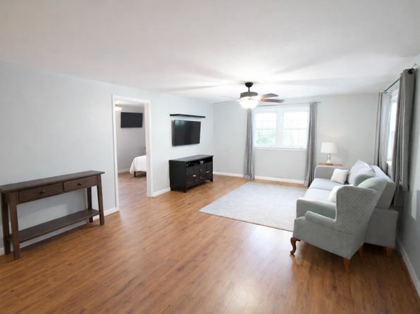 39 Arlene Ct Floor 1