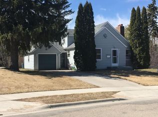 605 Locken Blvd, Crookston, MN 56716