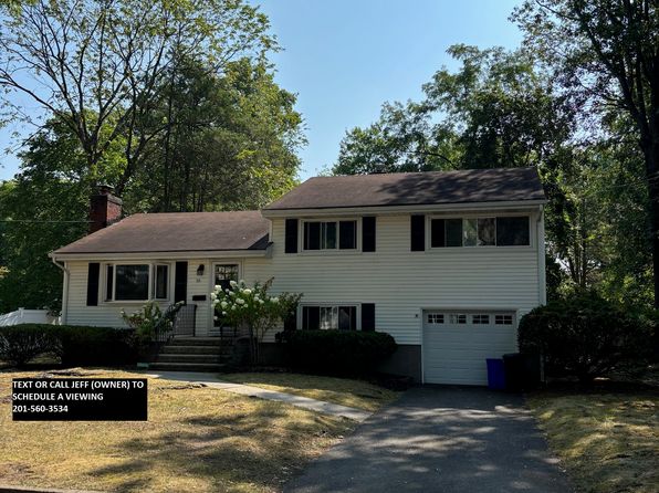 16 Spruce Pl