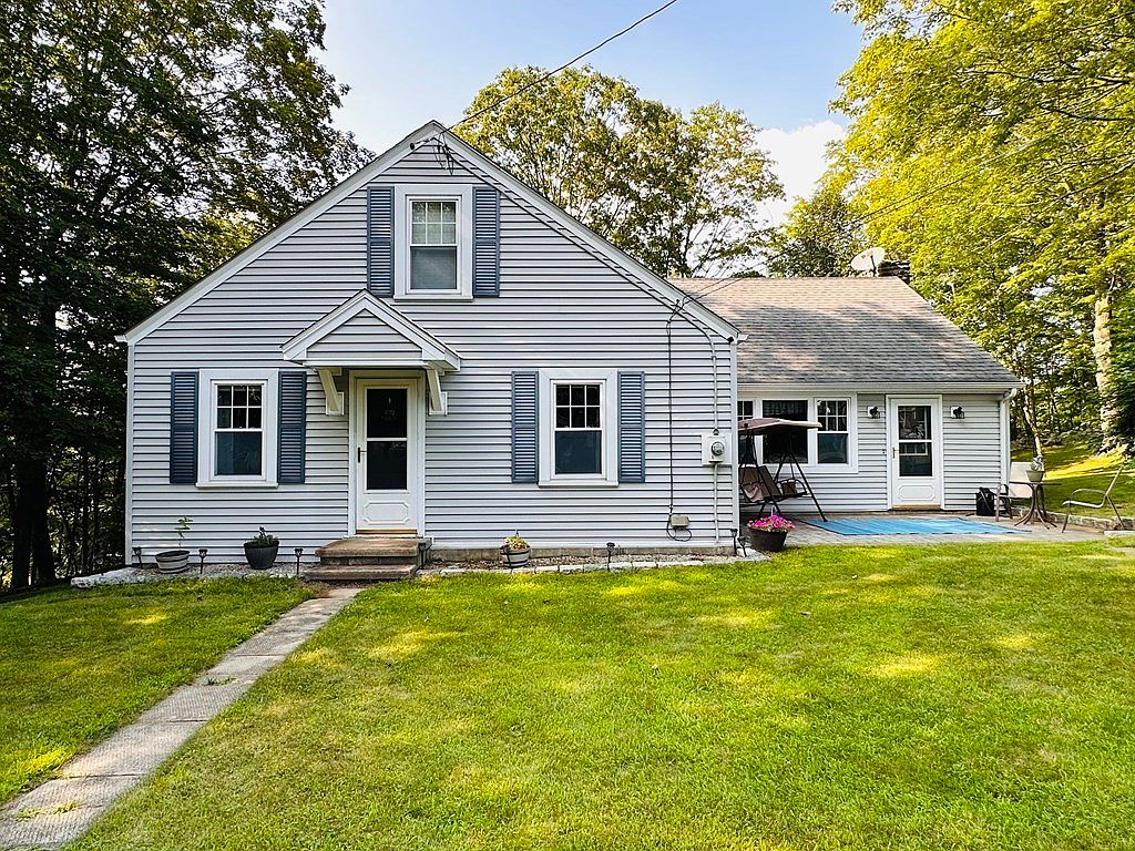 15 Corriveau Ave, Southbridge, MA 01550 Zillow