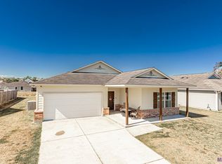 35085 Madisonville Dr, Denham Springs, LA 70706
