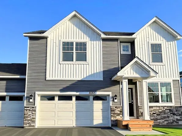 2037 Aquarius Dr, Shakopee, MN 55379