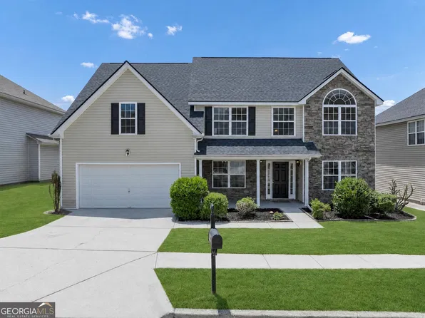 4425 Grove Lake Ct, Loganville, GA 30052