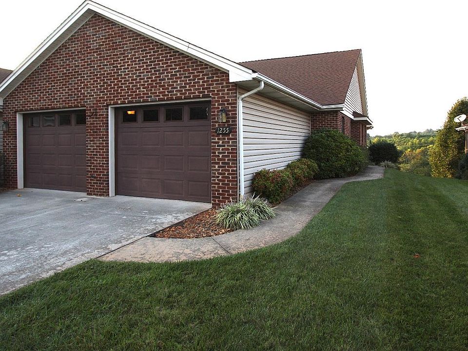 1st image of 1255 Valley Vista Ln