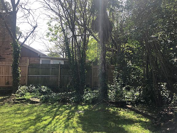 3rd image of 1808 Lake Shore Ct