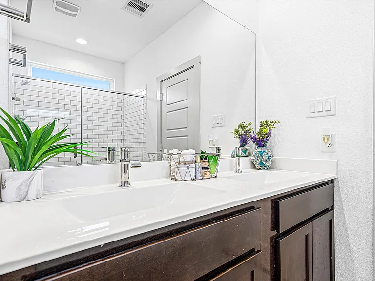 12566 Fleet River Rd — Photo 15