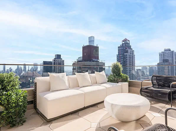 249 East 62nd Street image 16 of 30