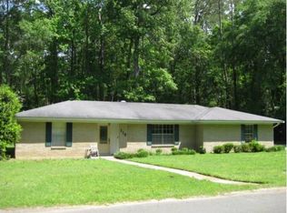 118 Southampton Rd, Natchez, MS 39120