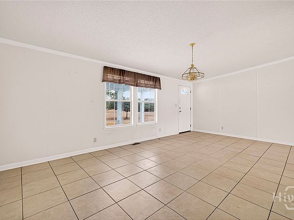 5th image of 1323 Starling Road