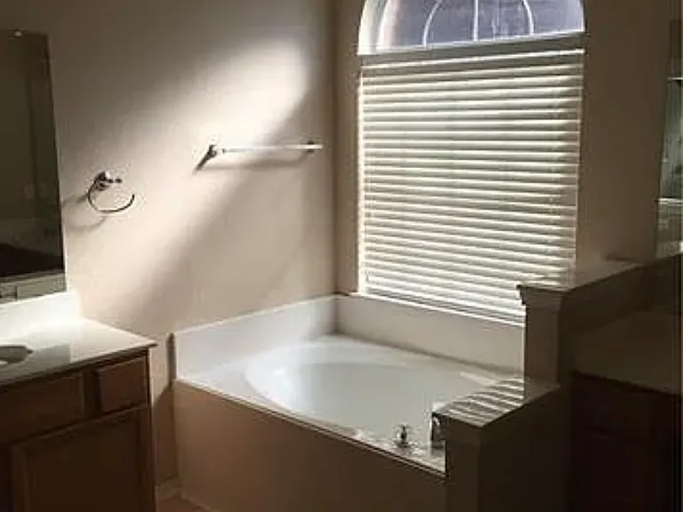 2525 Persimmon Dr — Photo 15
