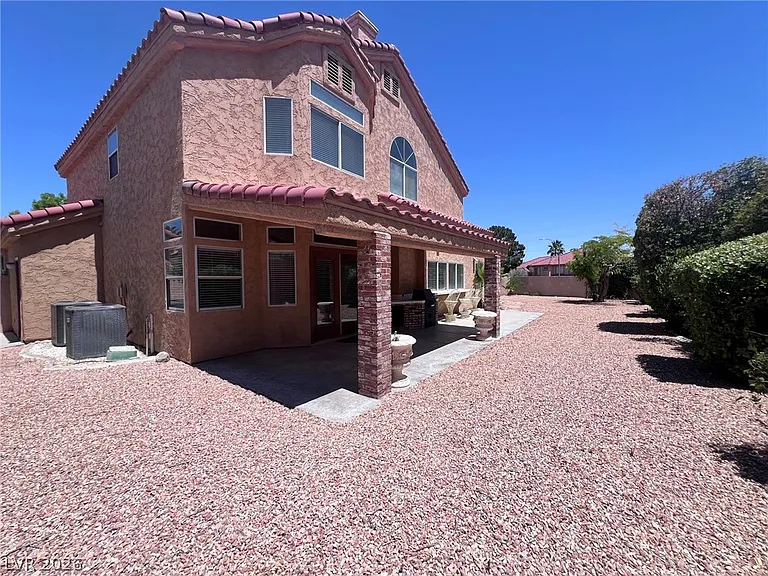 7617 Spruce Run Ct — Photo 63