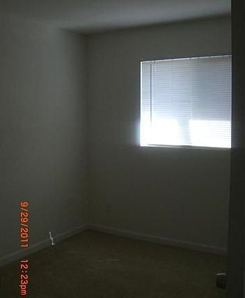 3rd image of 1442 68th Ave