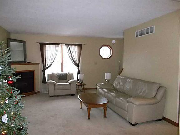 5th image of 503 Cattail Dr