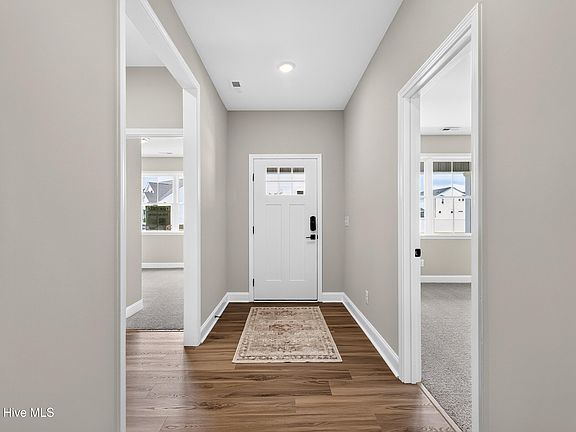3rd image of 4528 Fairhaven Drive W