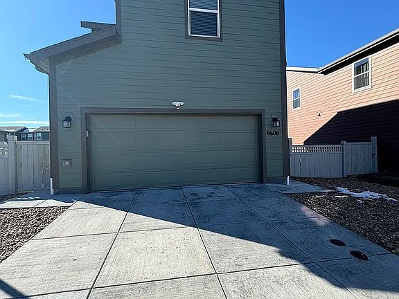 2nd image of 6606 N Cathay St