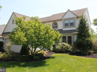 35 Opal Ct, Newtown, PA 18940