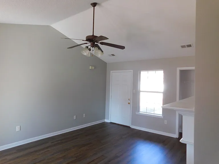 2469 Lasonya Ln — Photo 9