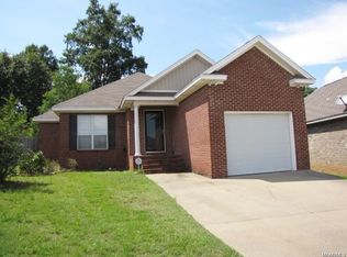 65 Ridgeview Dr, Millbrook, AL 36054