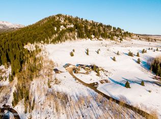 20 Trail Ride Ln, Cora, WY 82925