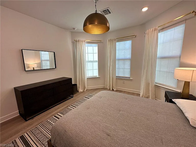 9260 Cormorant Dr — Photo 25