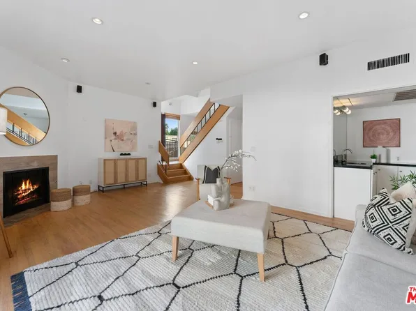 1103 S Westgate Ave APT 1, Los Angeles, CA 90049