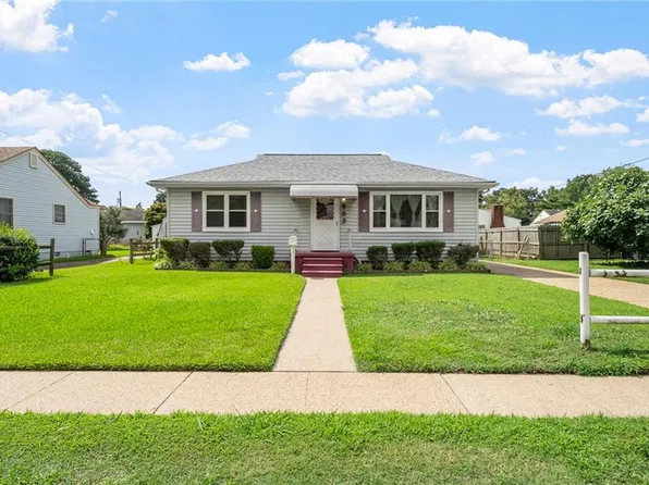 900 Swain Ave, Chesapeake, VA 23324