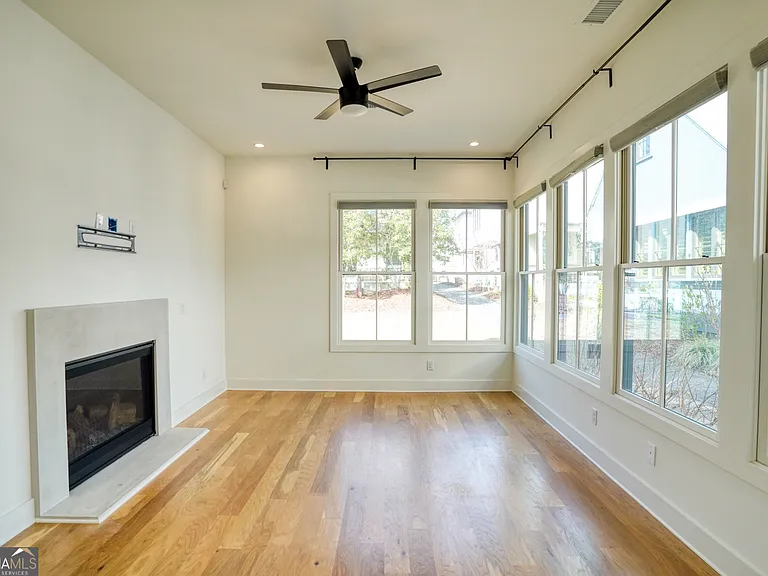 157 Ravenhurst Ln — Photo 20