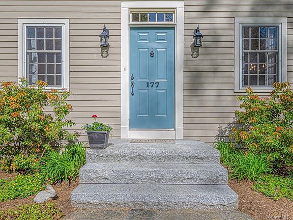 3rd image of 177 Carriage Dr