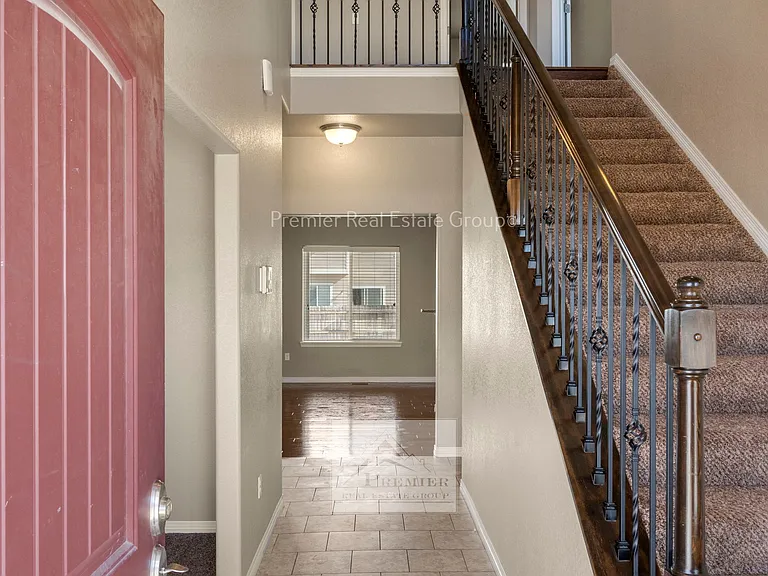 6105 Fiddle Way — Photo 4
