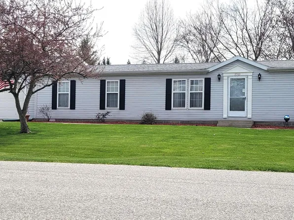 2563 E Wooster Rd, Warsaw, IN 46580