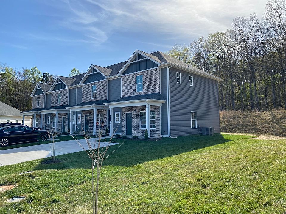 1st image of 488 Bellingham Dr NE