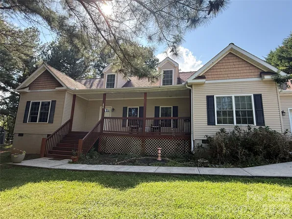 4376 Scenic View Ct, Iron Station, NC 28080