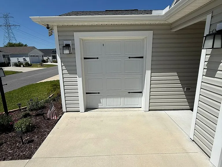 7185 Denver Ave — Photo 36
