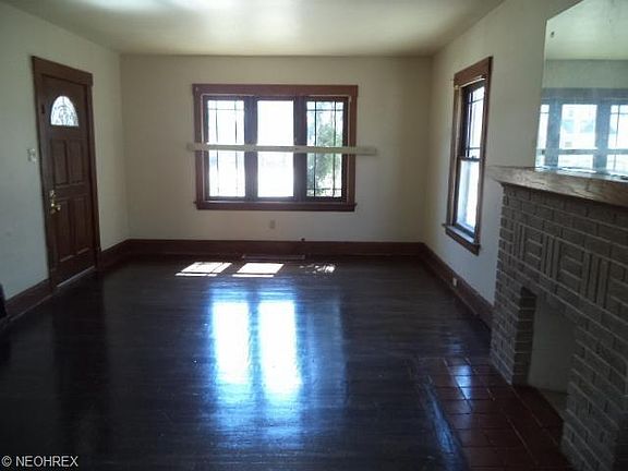 3rd image of 344 W Judson Ave