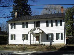 5576 Main St, Pfafftown, NC 27040