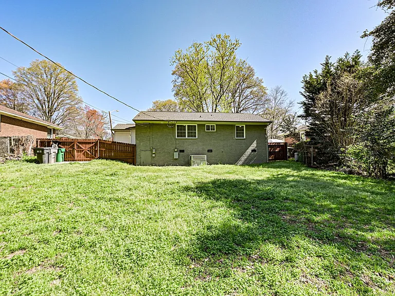 3307 Bonaire Dr — Photo 26